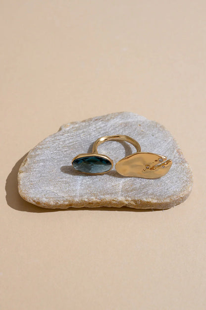 Floating Stone Huggie Ring