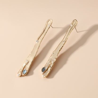 Natural Asymmetry Linear Earrings