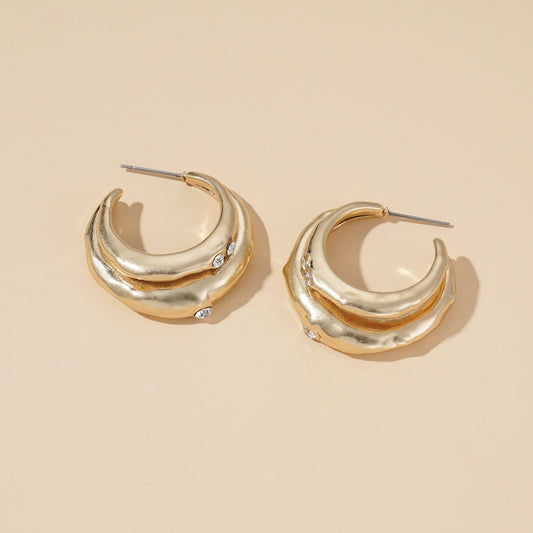 Modern Stacked Hoops